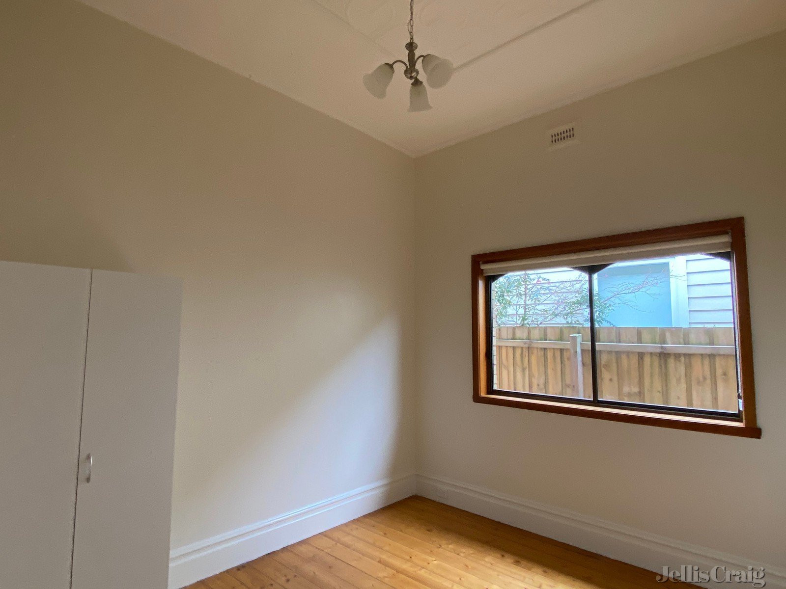 95 Beaconsfield Parade, Northcote image 4