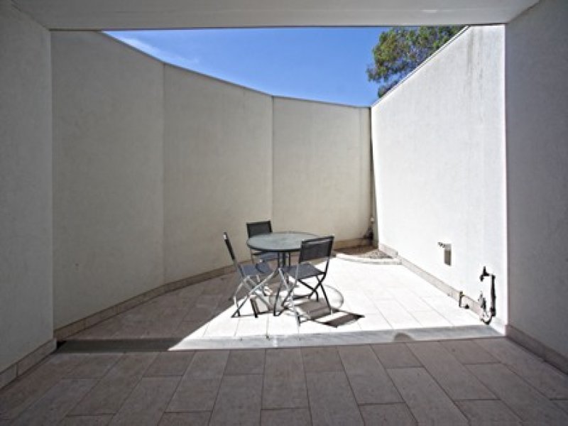 95 Erskine Street, Middle Park image 9