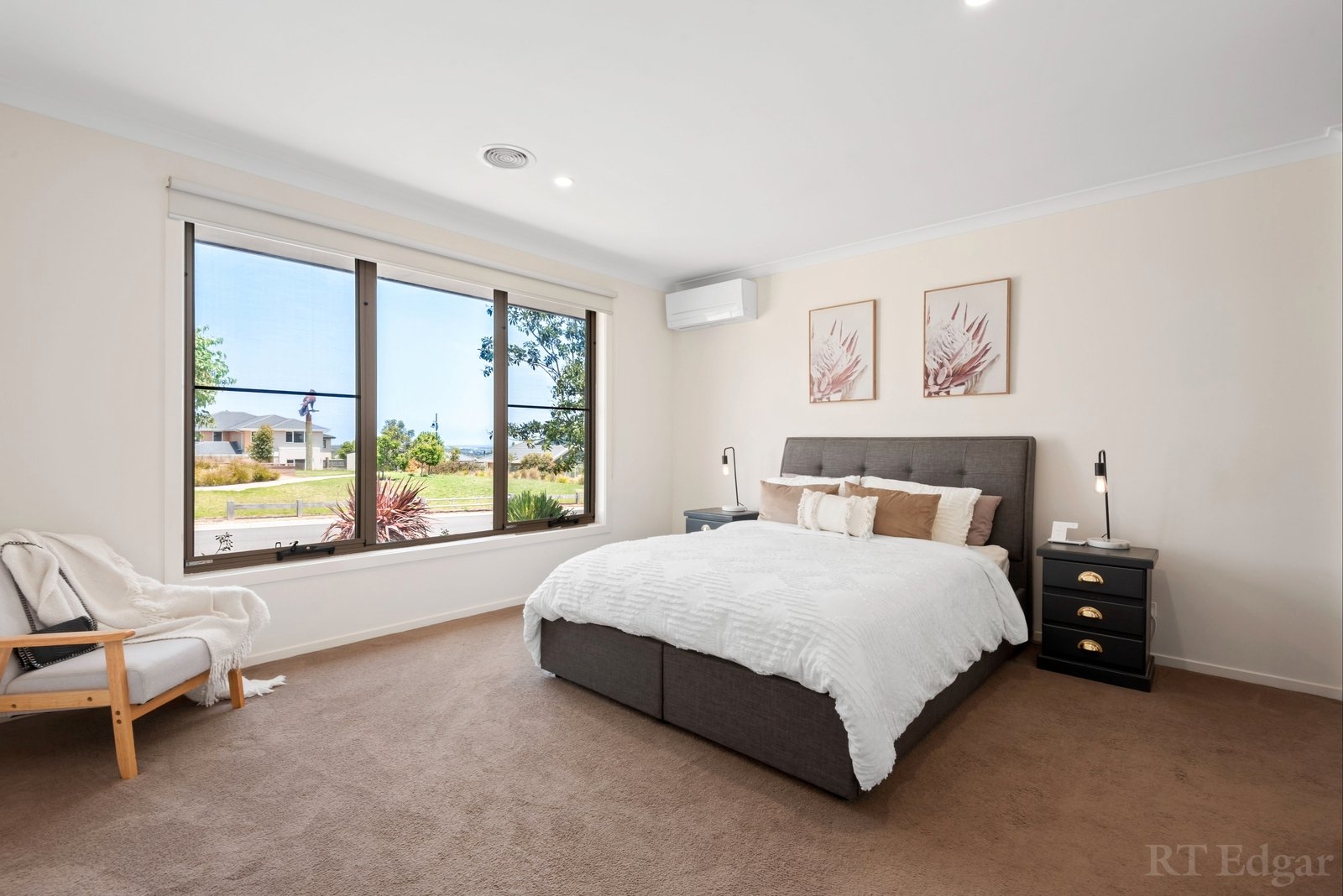 Property Gallery Thumbnail 7