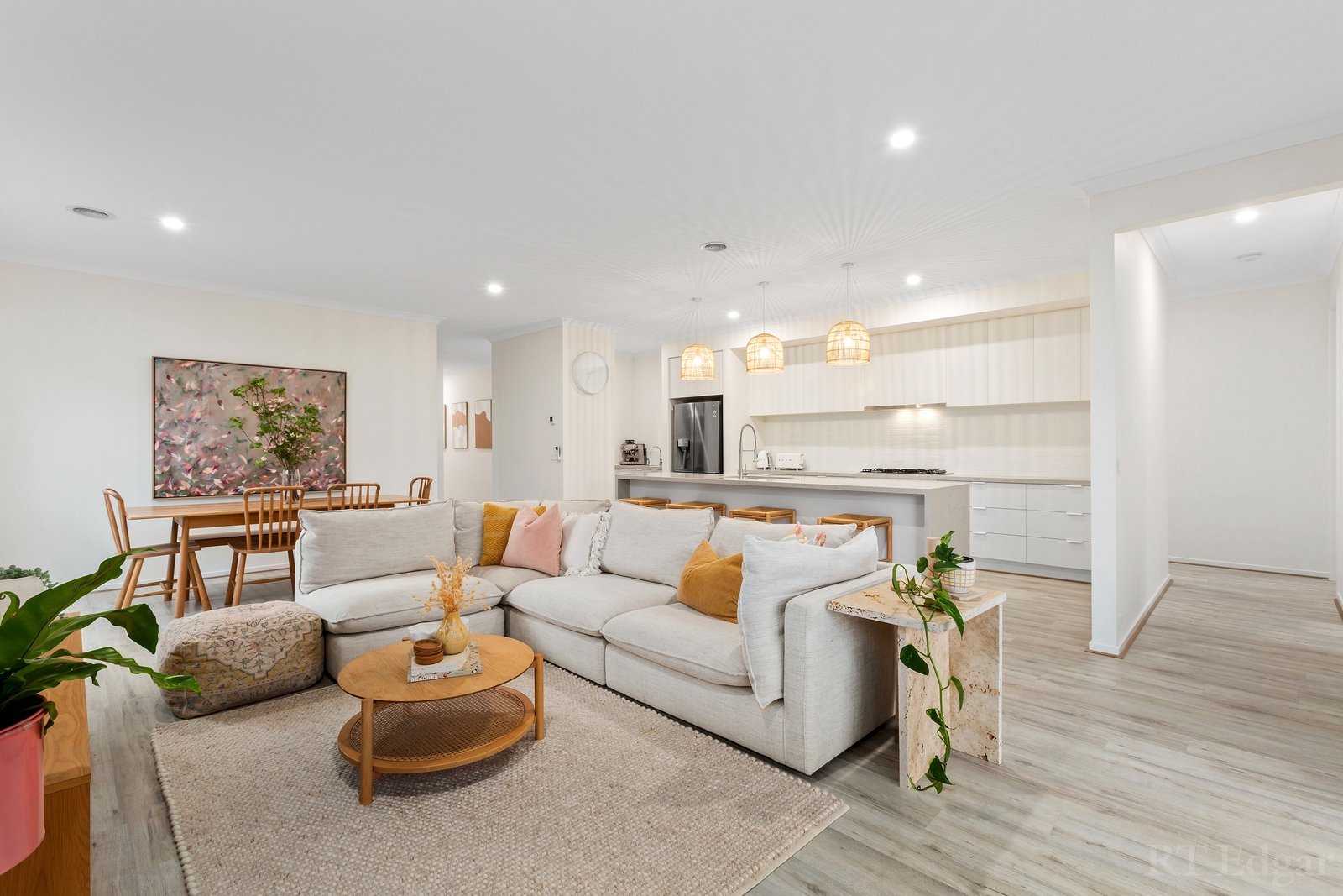 Property Gallery Thumbnail 6