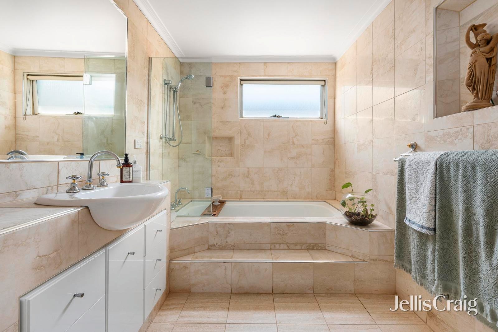 95 New Road, Oak&nbsp;Park image 10