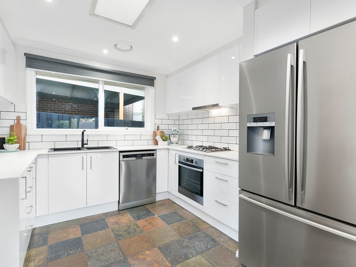 95 Orient Avenue, Mitcham image 3