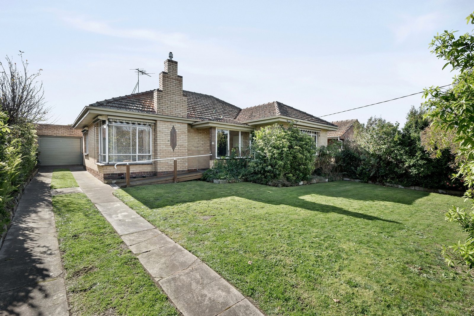 Property Gallery - Main Image
