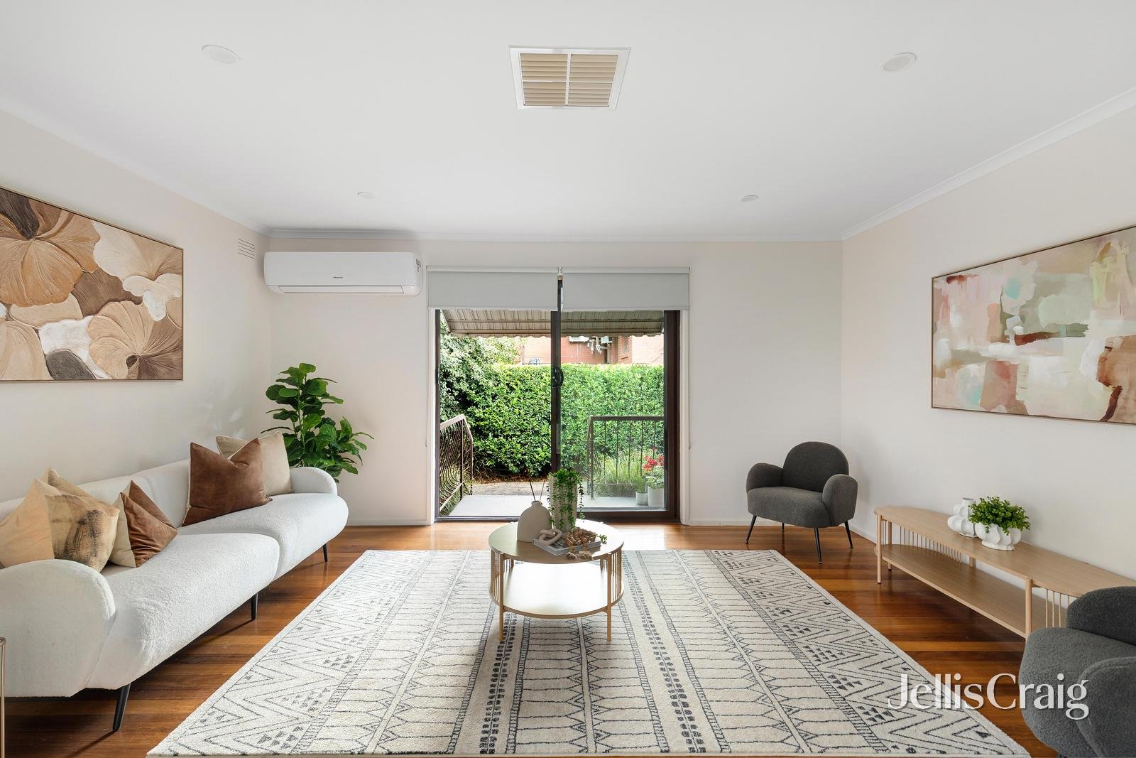 9/50 Scotland Avenue, Greensborough image 2