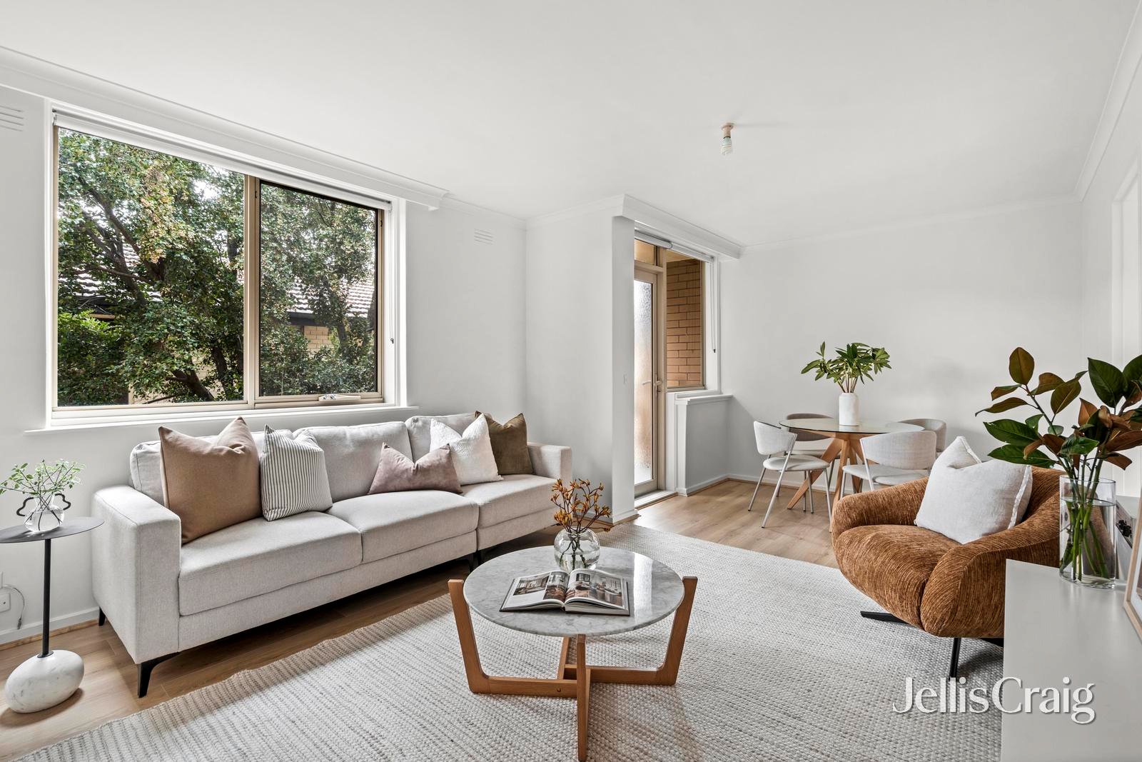 9/51 De Carle Street, Brunswick image 1