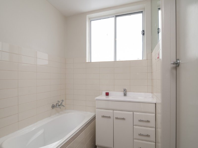 9/51 Stephen Street, Yarraville image 5