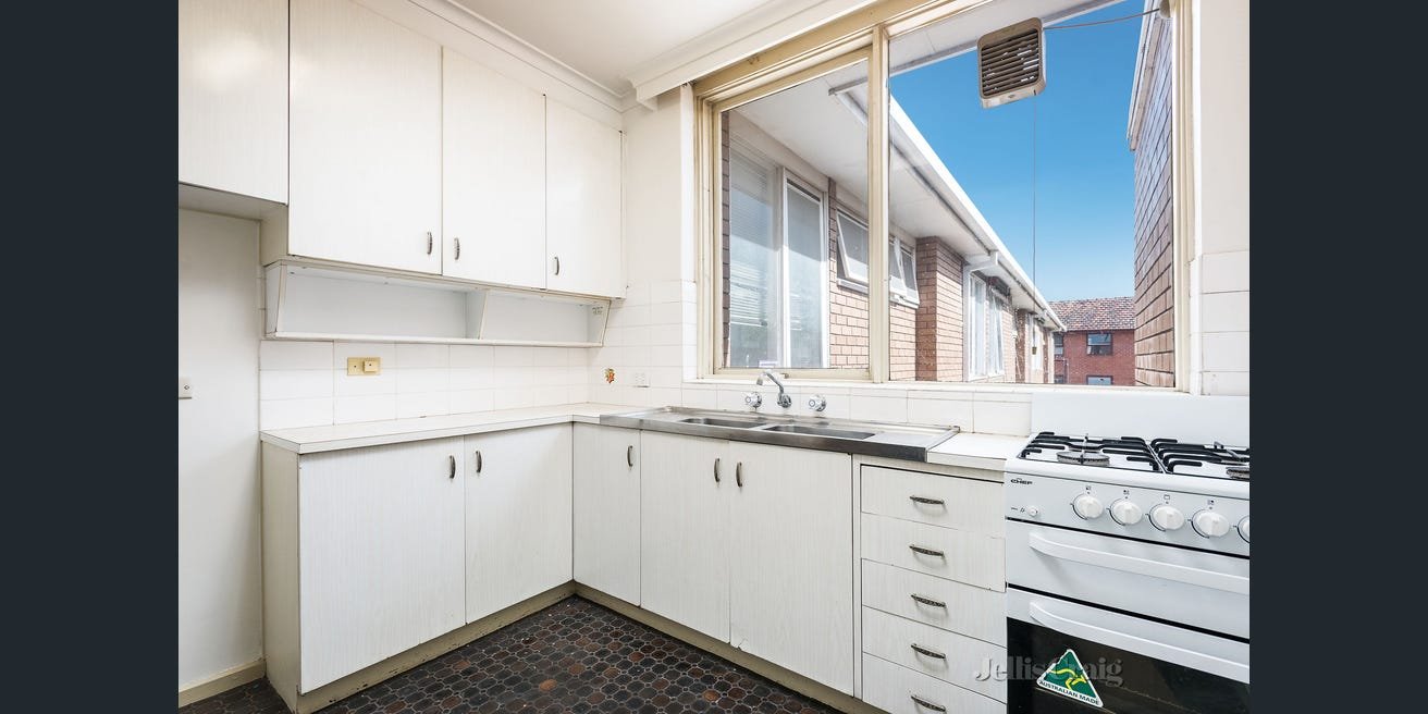 9/56 Tennyson Street, Elwood image 4