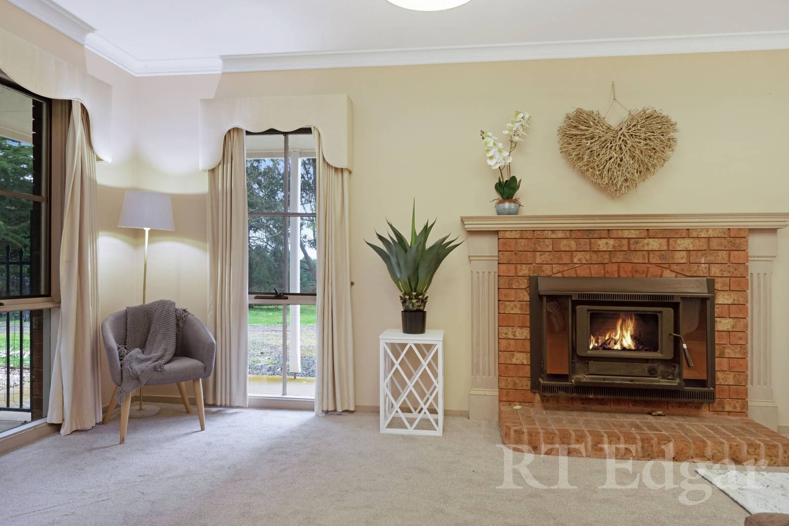 Property Gallery Thumbnail 23