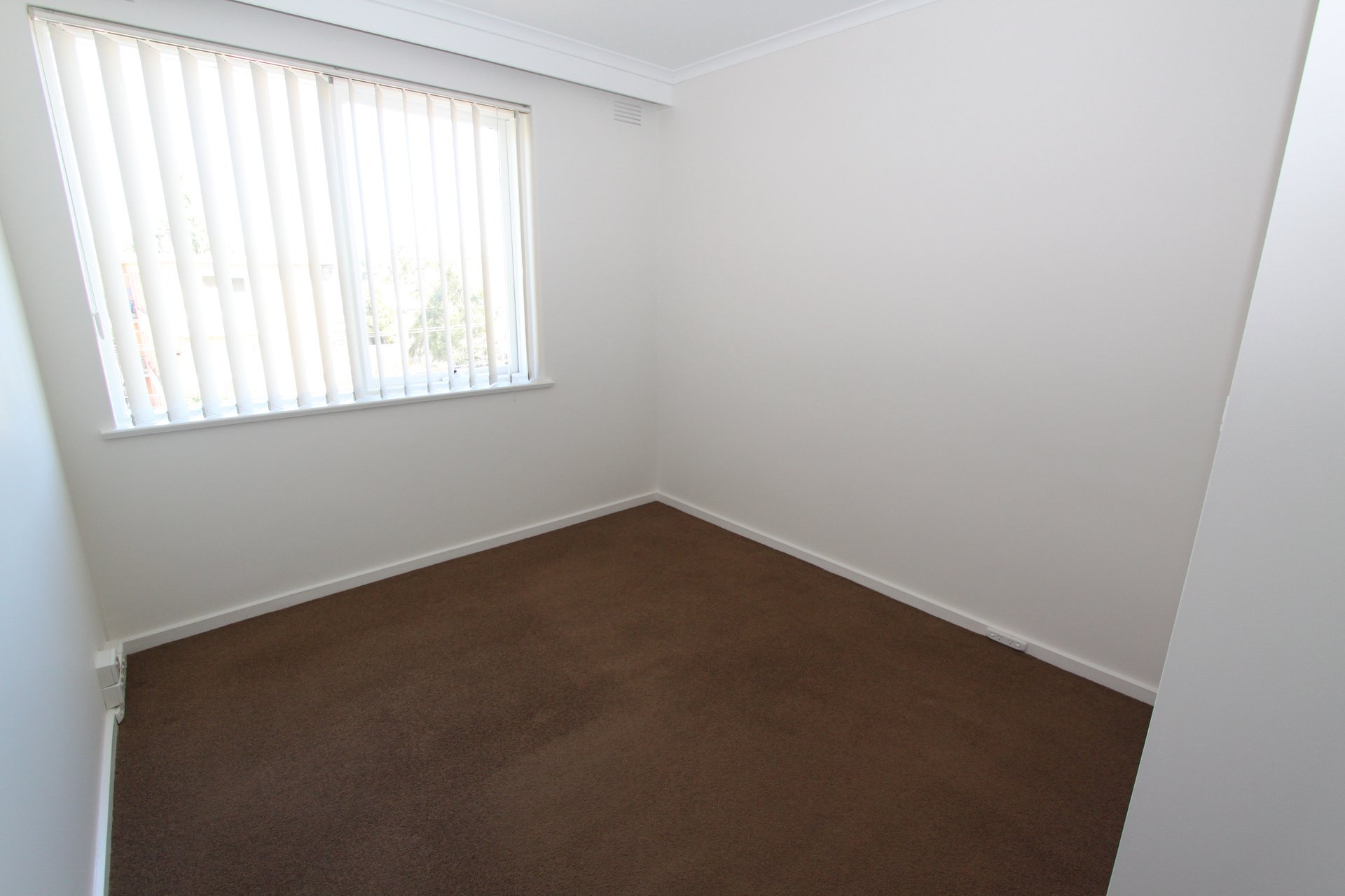 Property Gallery Thumbnail 6