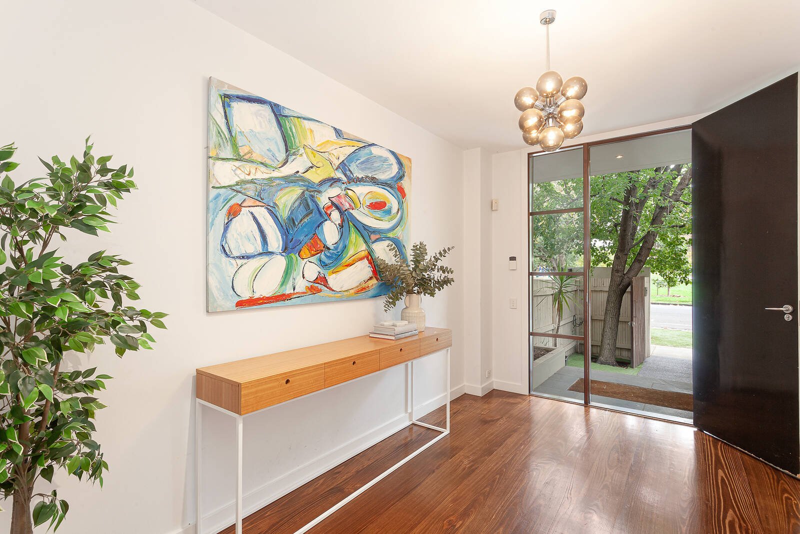 Property Gallery Thumbnail 2