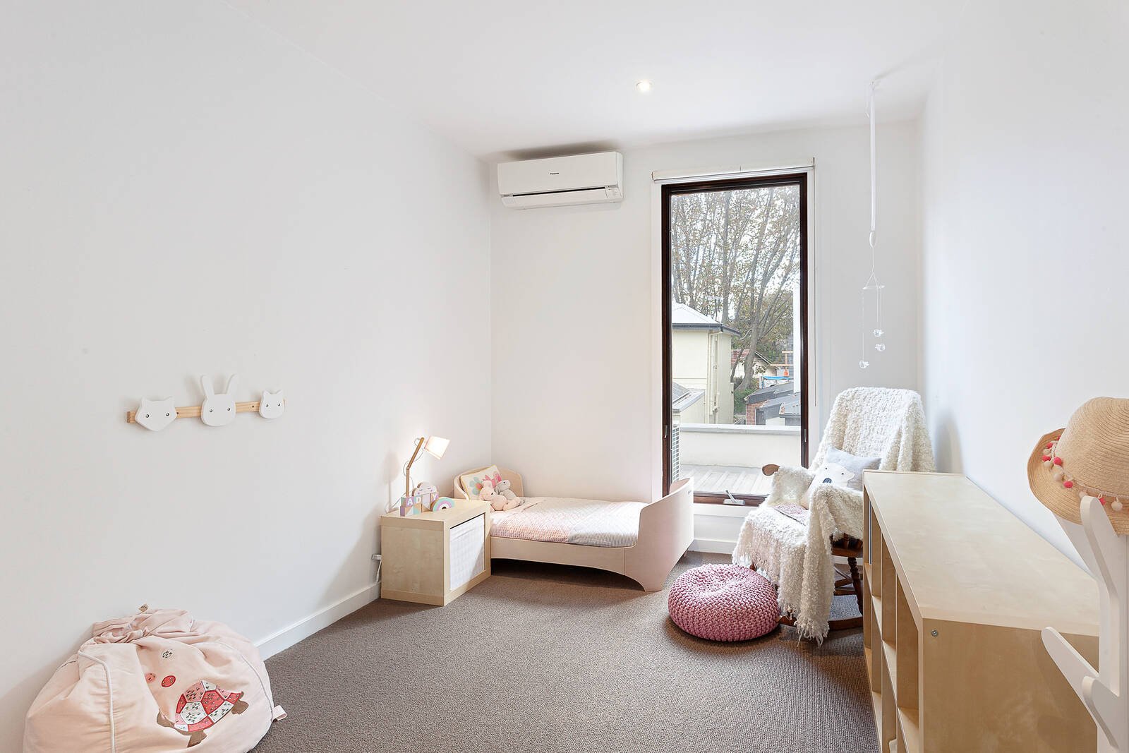 Property Gallery Thumbnail 12