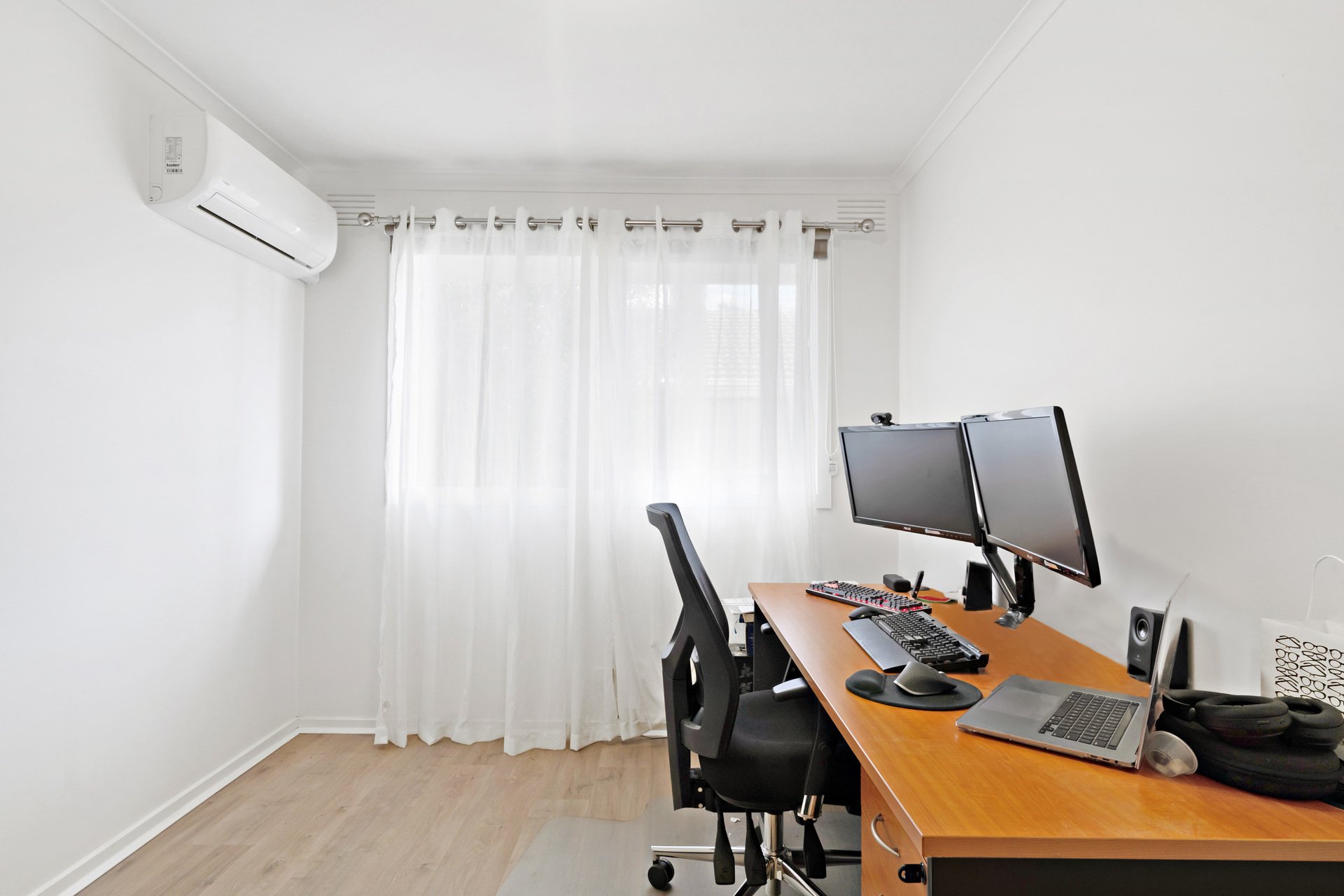 Property Gallery Thumbnail 8