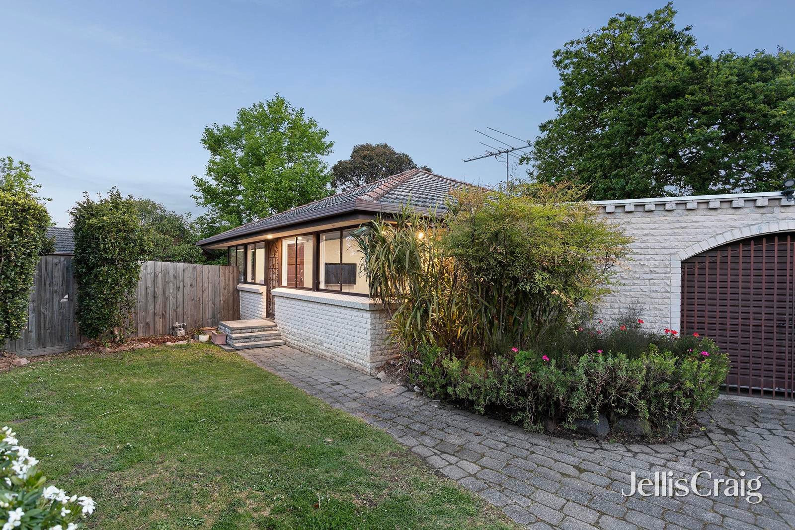 9/6-8 Surrey Road West, Croydon image 1