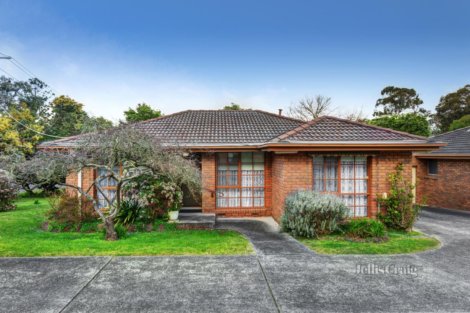 9/6-8 The Greenway, Heathmont image 1