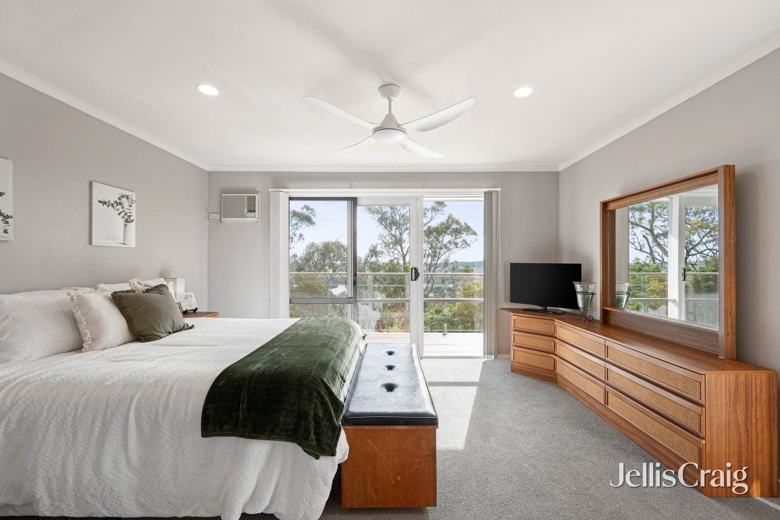 96 Bastow Road, Lilydale image 8