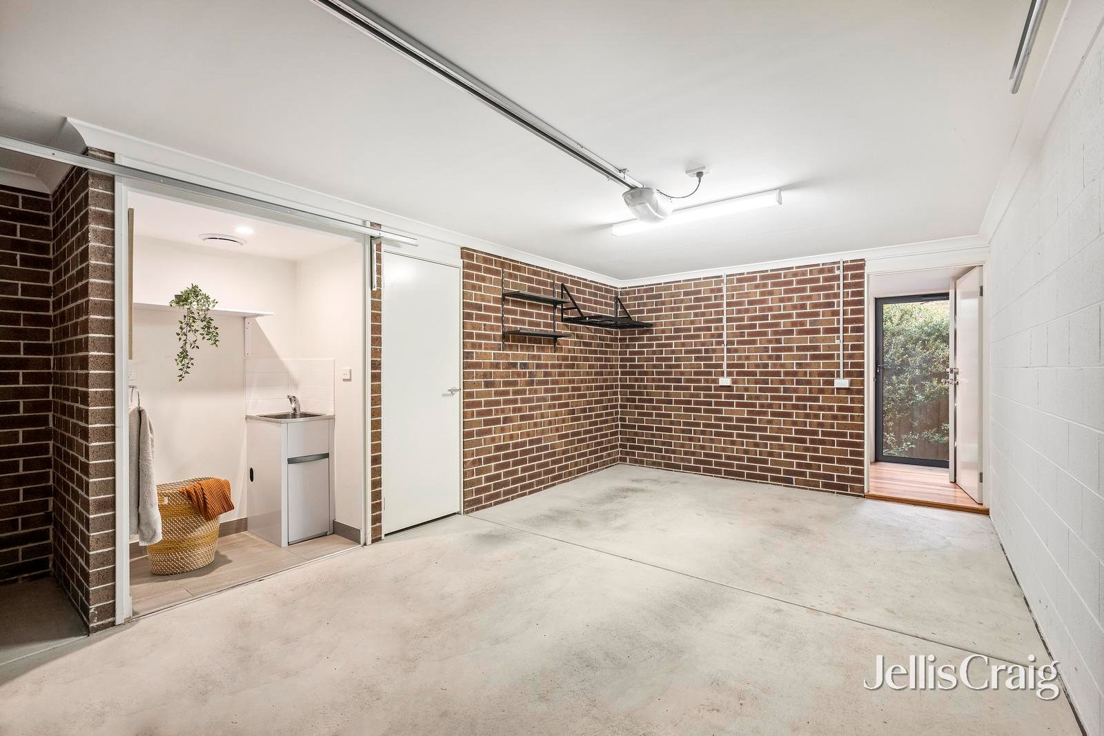 9/6 Berwick Street, Lilydale image 17