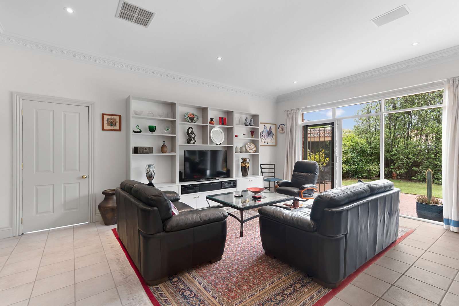 Property Gallery Thumbnail 6