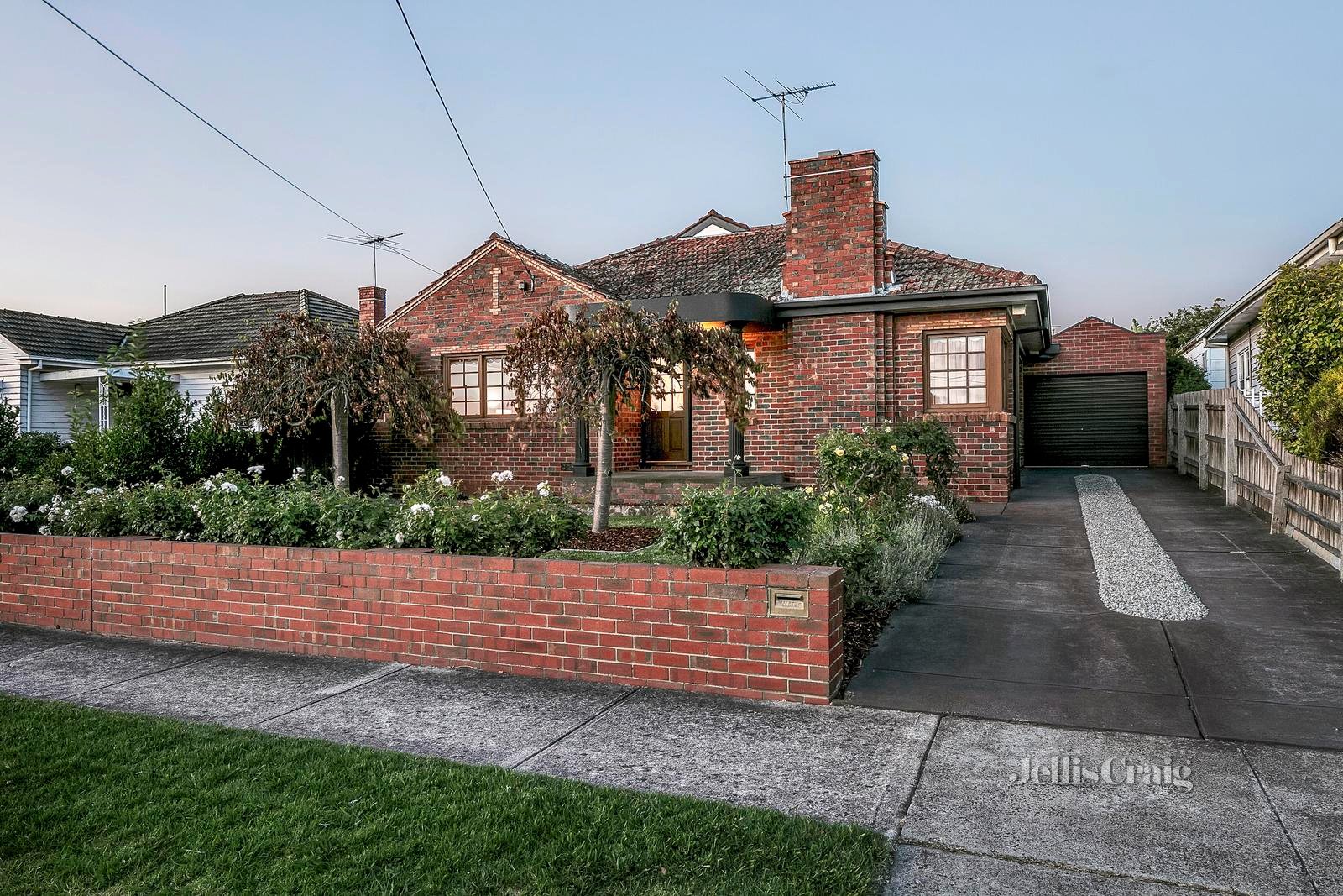 96 Essex Street, Pascoe Vale image 1