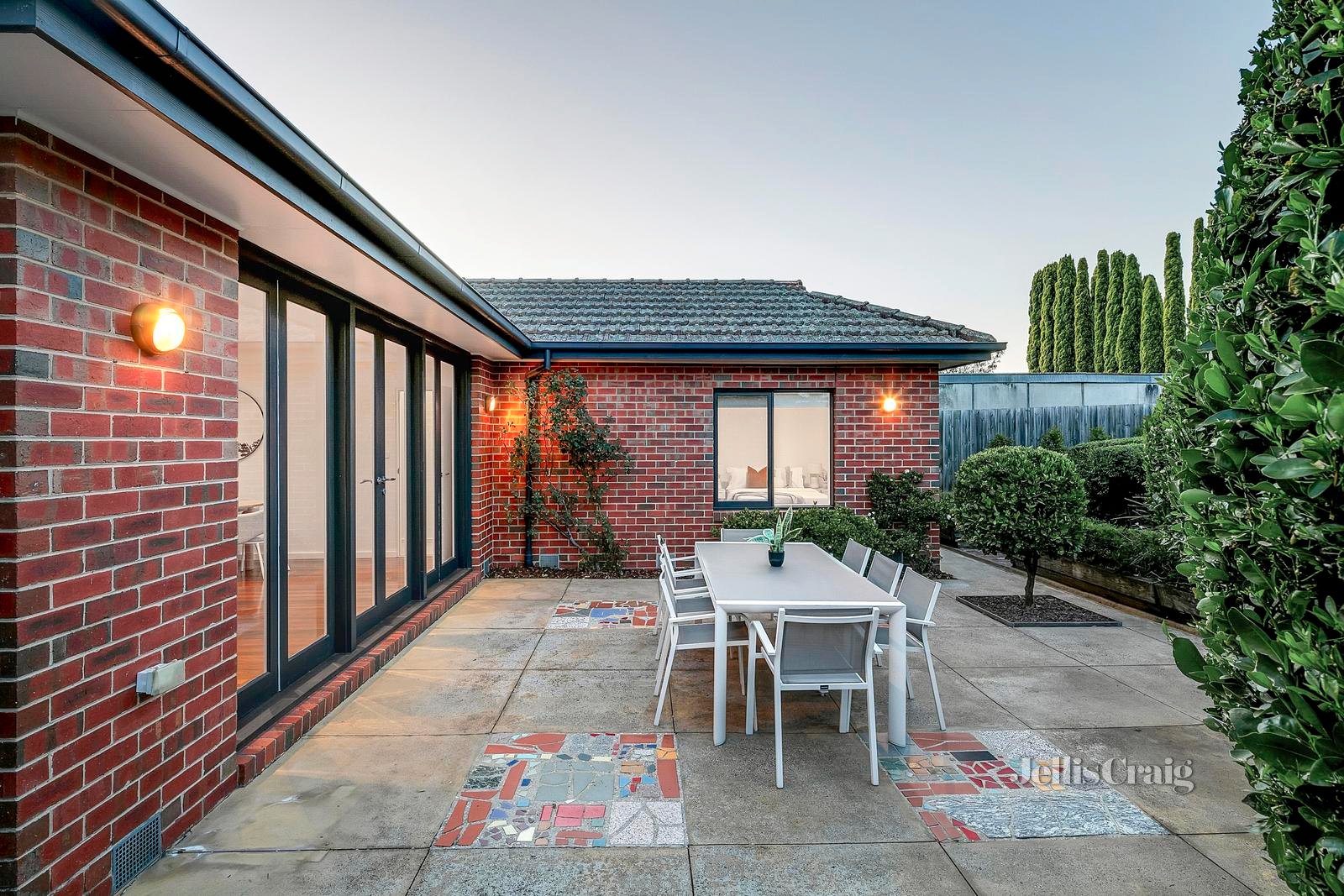 96 Essex Street, Pascoe Vale image 10