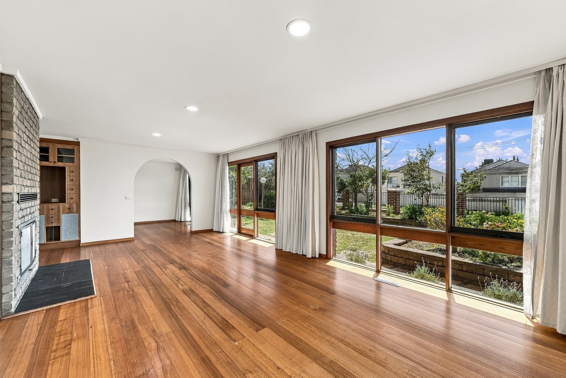 96 King Street, Doncaster&nbsp;East image 2