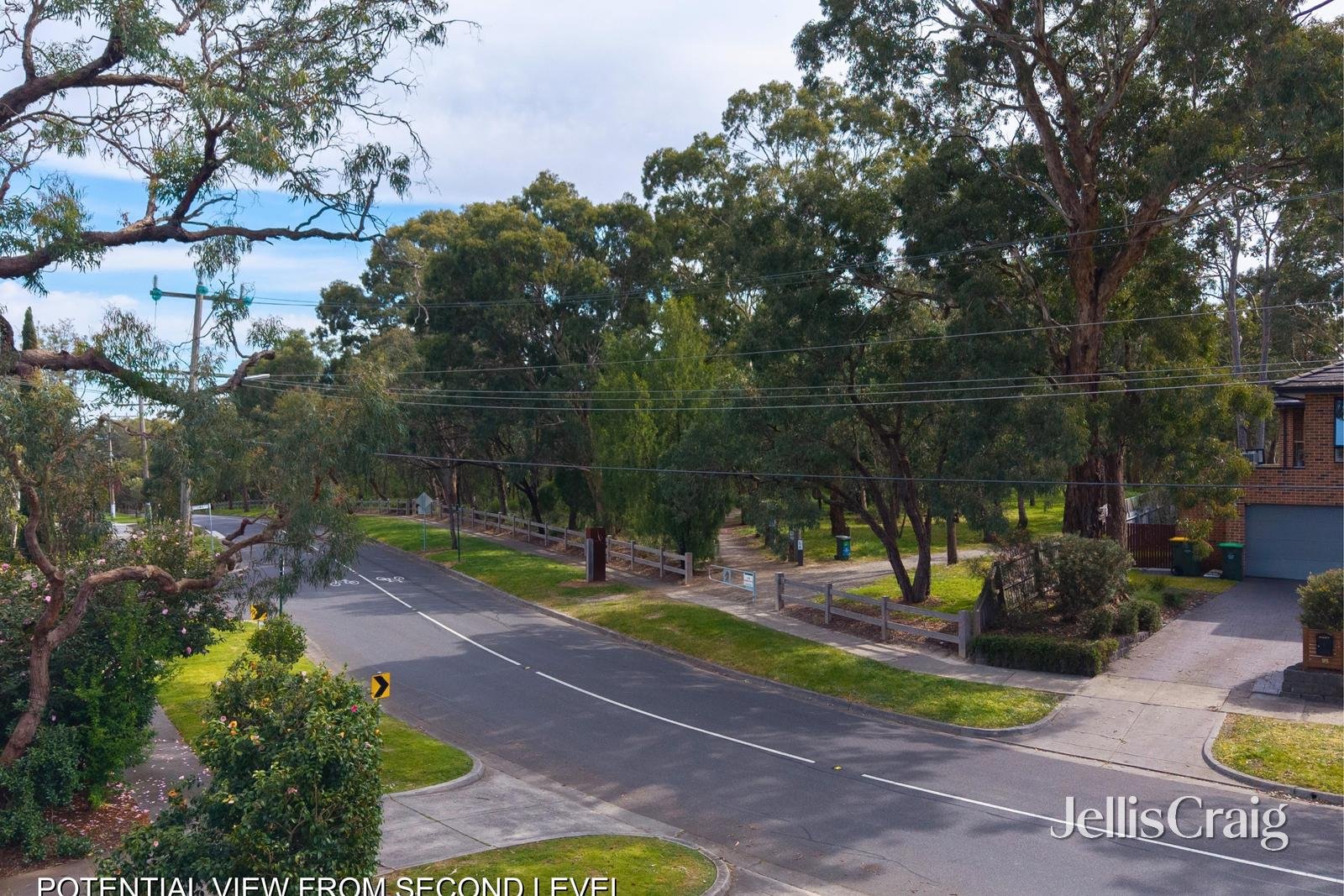 96 Lake Road, Blackburn image 6