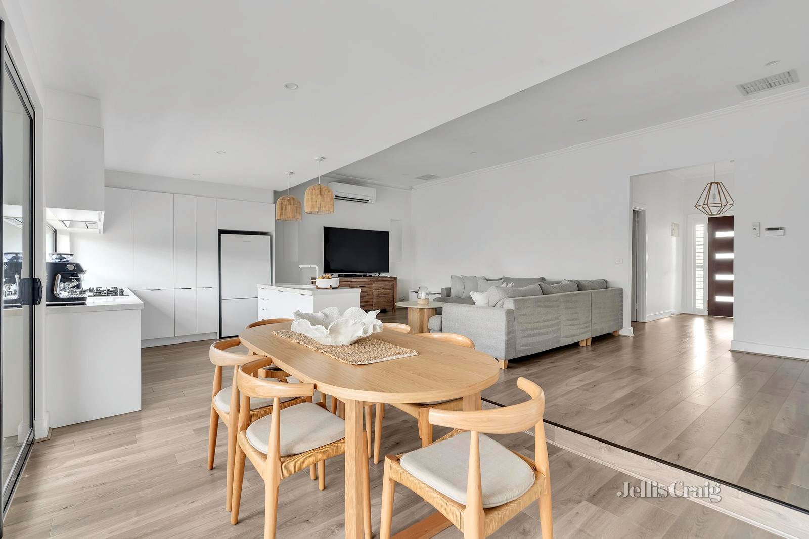 96 Landells Road, Pascoe Vale image 5