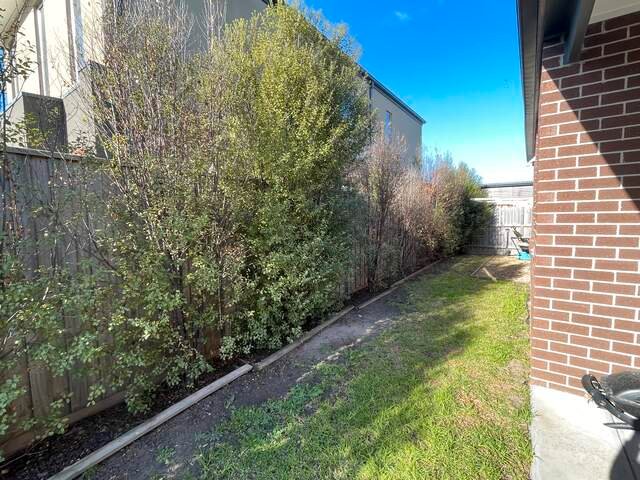 96 Lincoln Avenue, Officer image 10