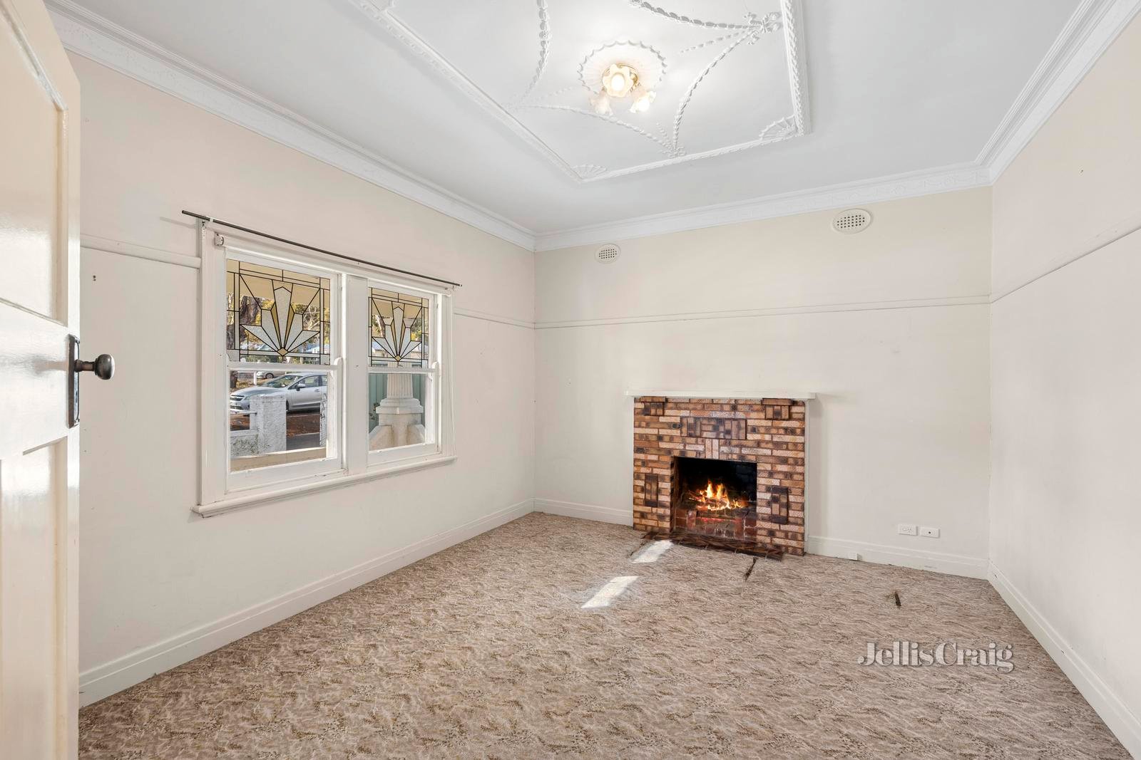 96 Mostyn Street, Castlemaine image 4