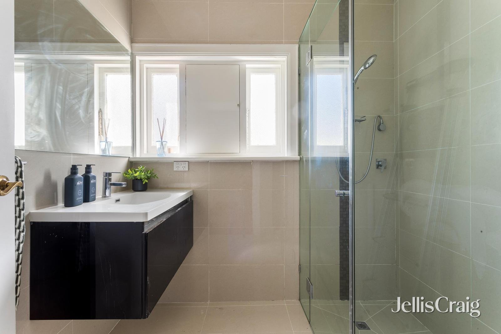 9/6 Swinton Avenue, Kew image 8