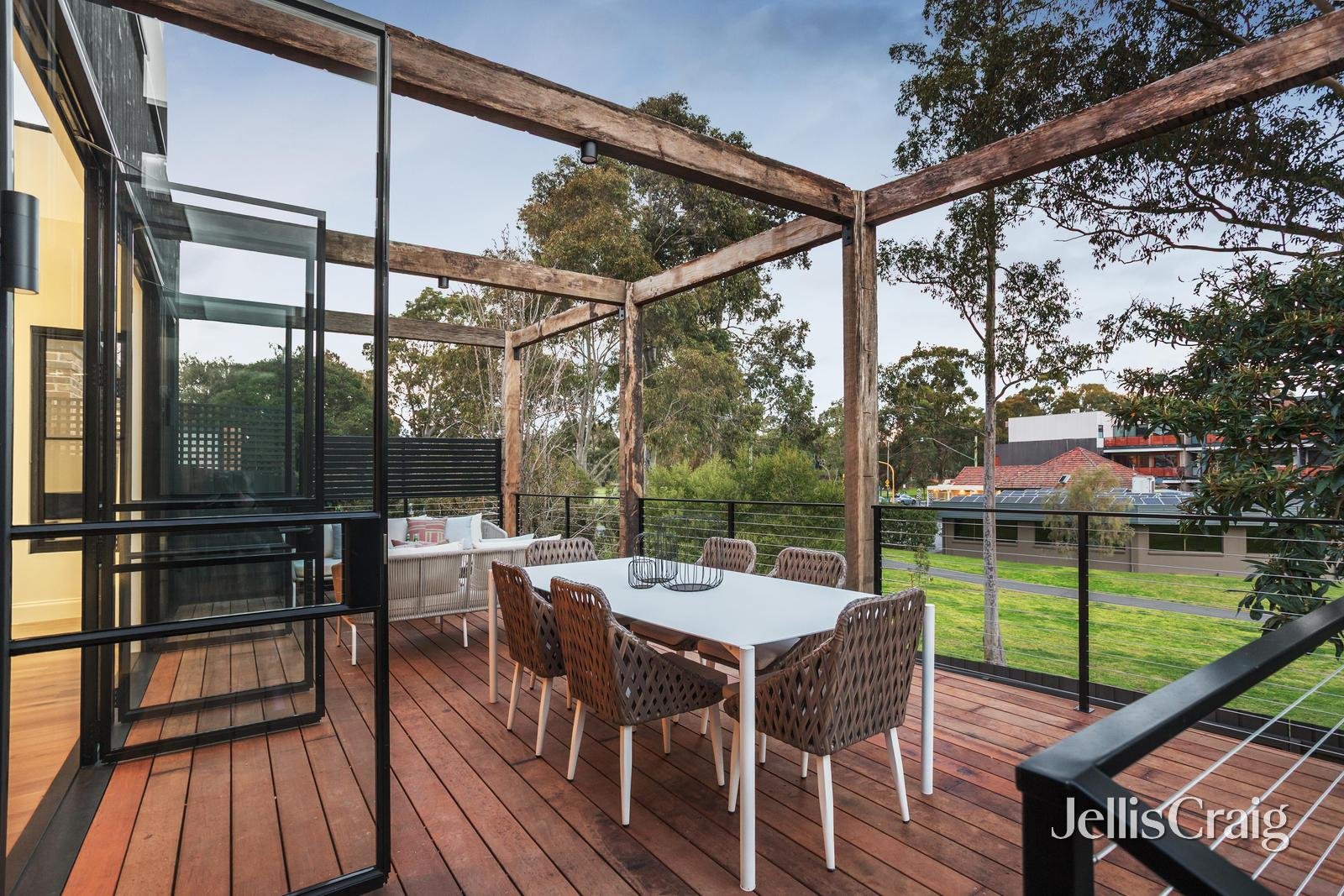 96 Valley Parade, Glen Iris image 7