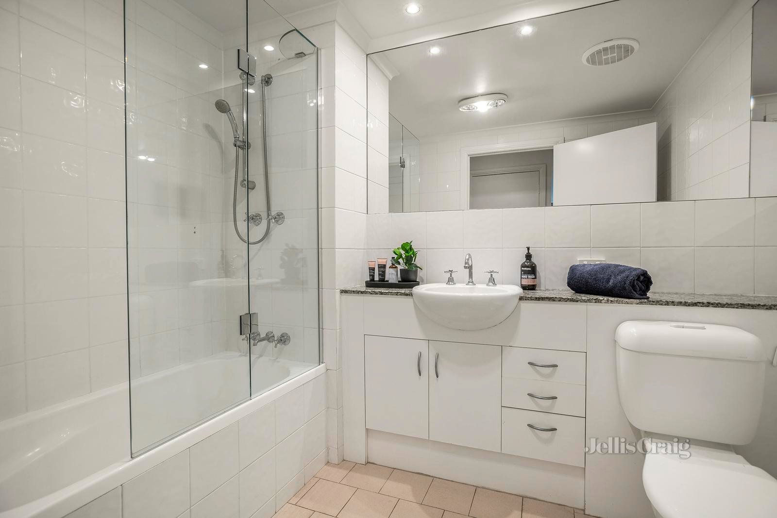 9/62 Wellington Street, St Kilda image 7
