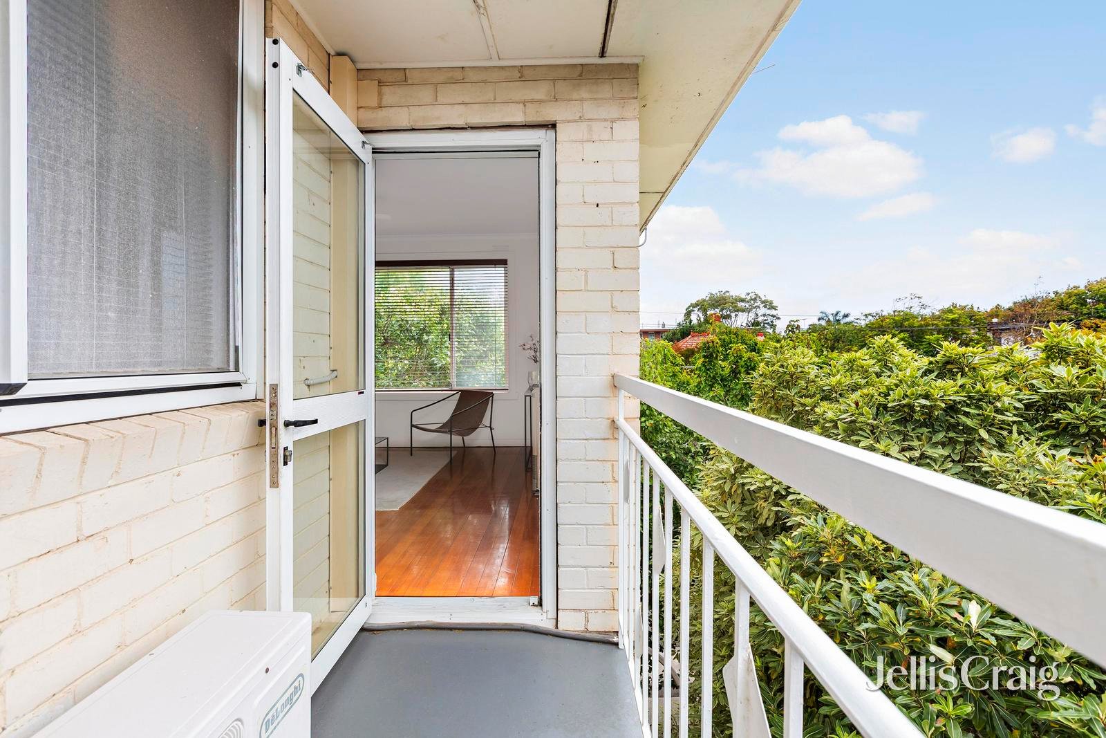 9/63 Ormond Road, Elwood image 5