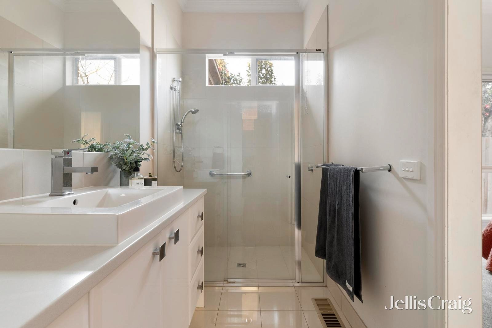 964 Riversdale Road, Surrey Hills image 13