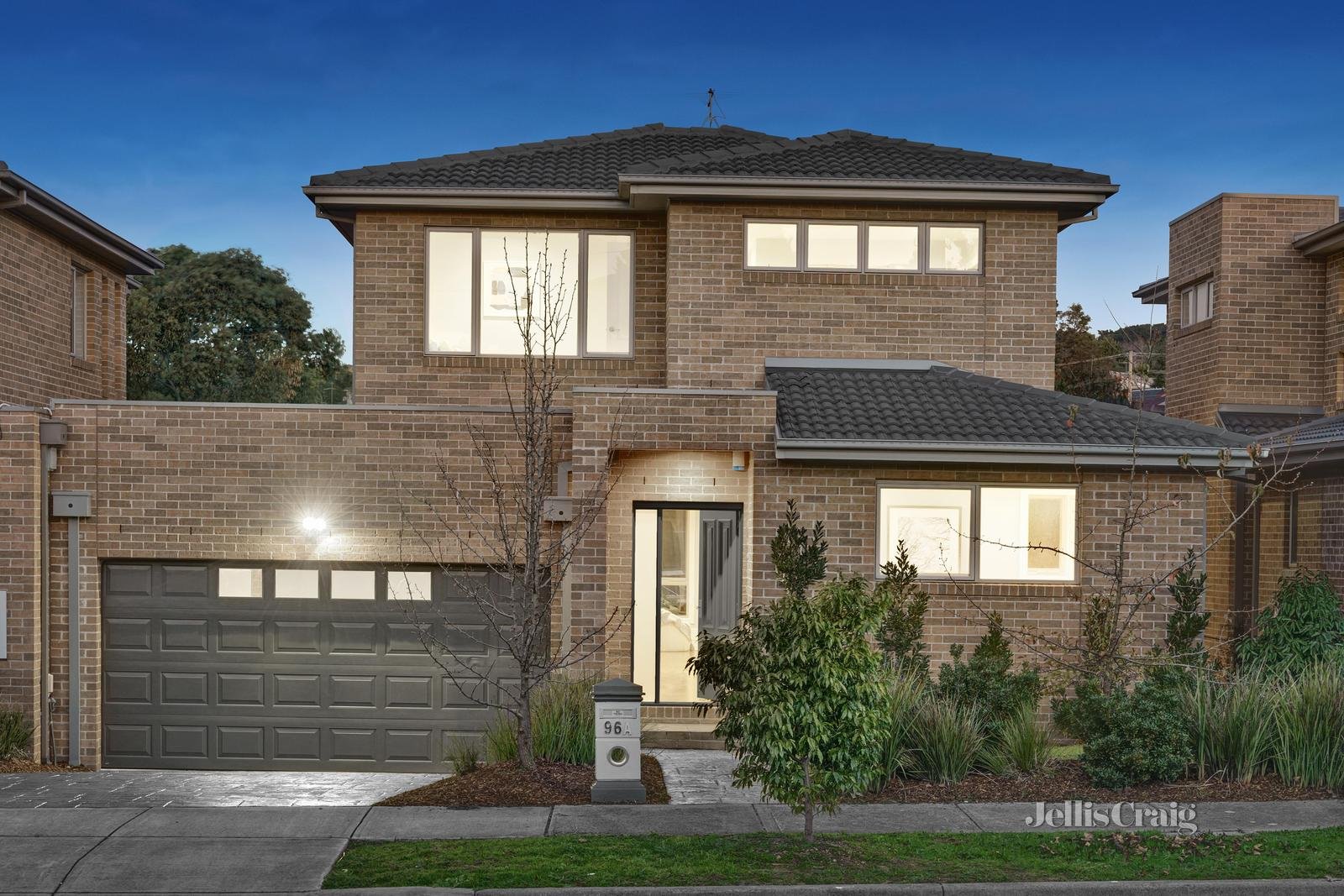 96A Bellevue Avenue, Doncaster East image 1