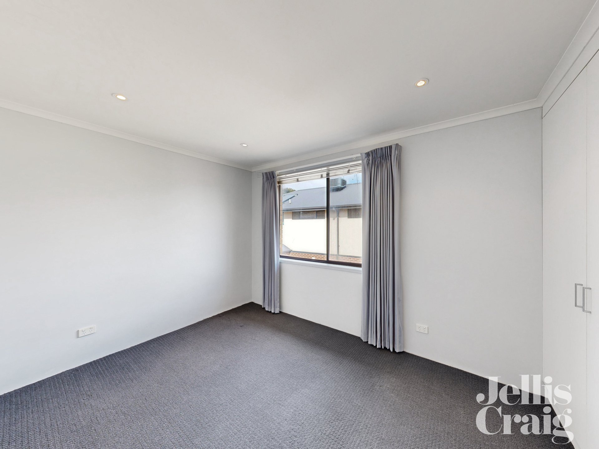 9/7-9 Grice Crescent, Essendon image 8