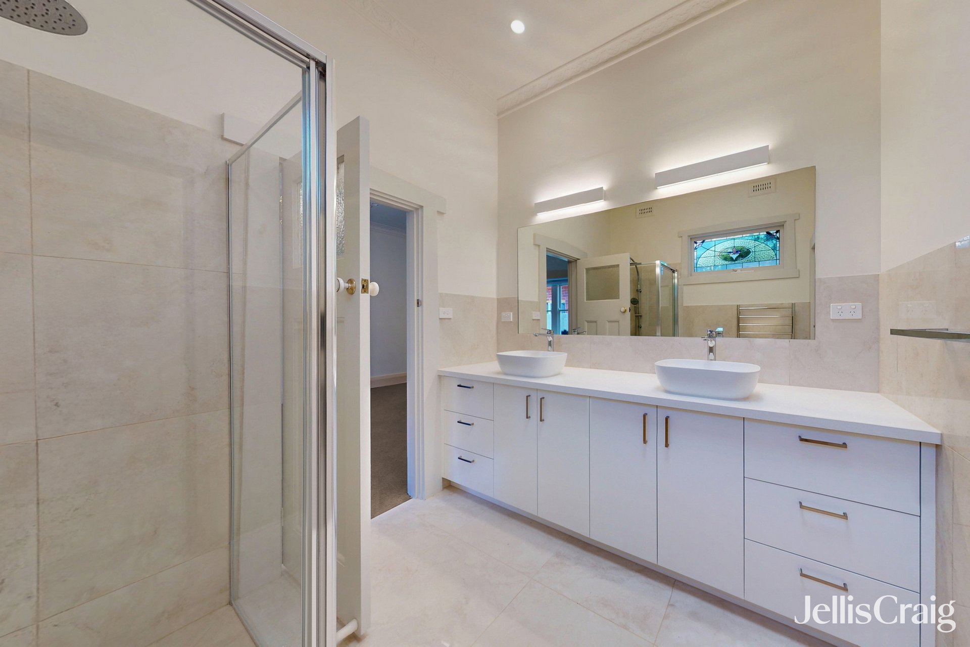 97 Addison Street, Elwood image 12