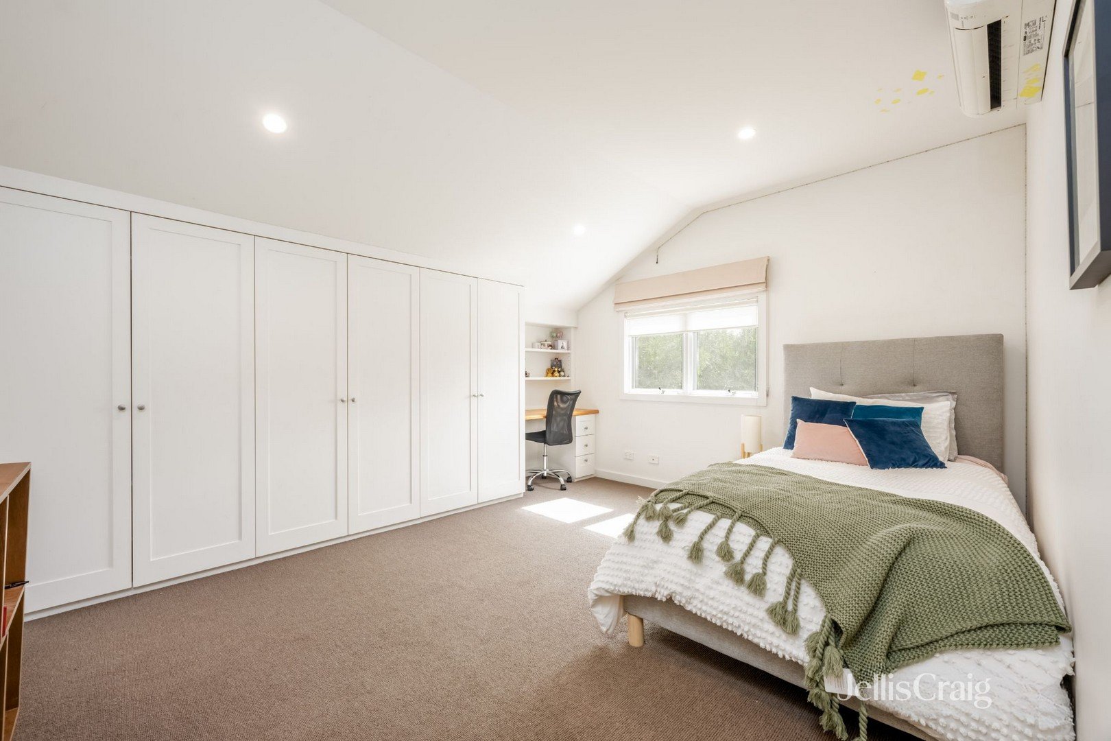 97 Collier Crescent, Brunswick&nbsp;West image 4