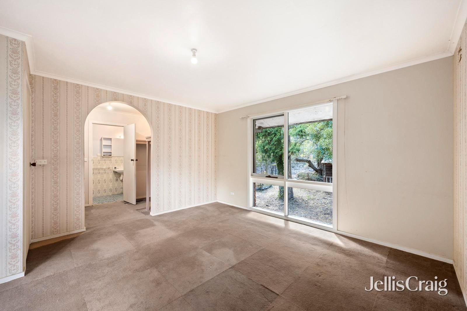 97 Edinburgh Road, Lilydale image 8