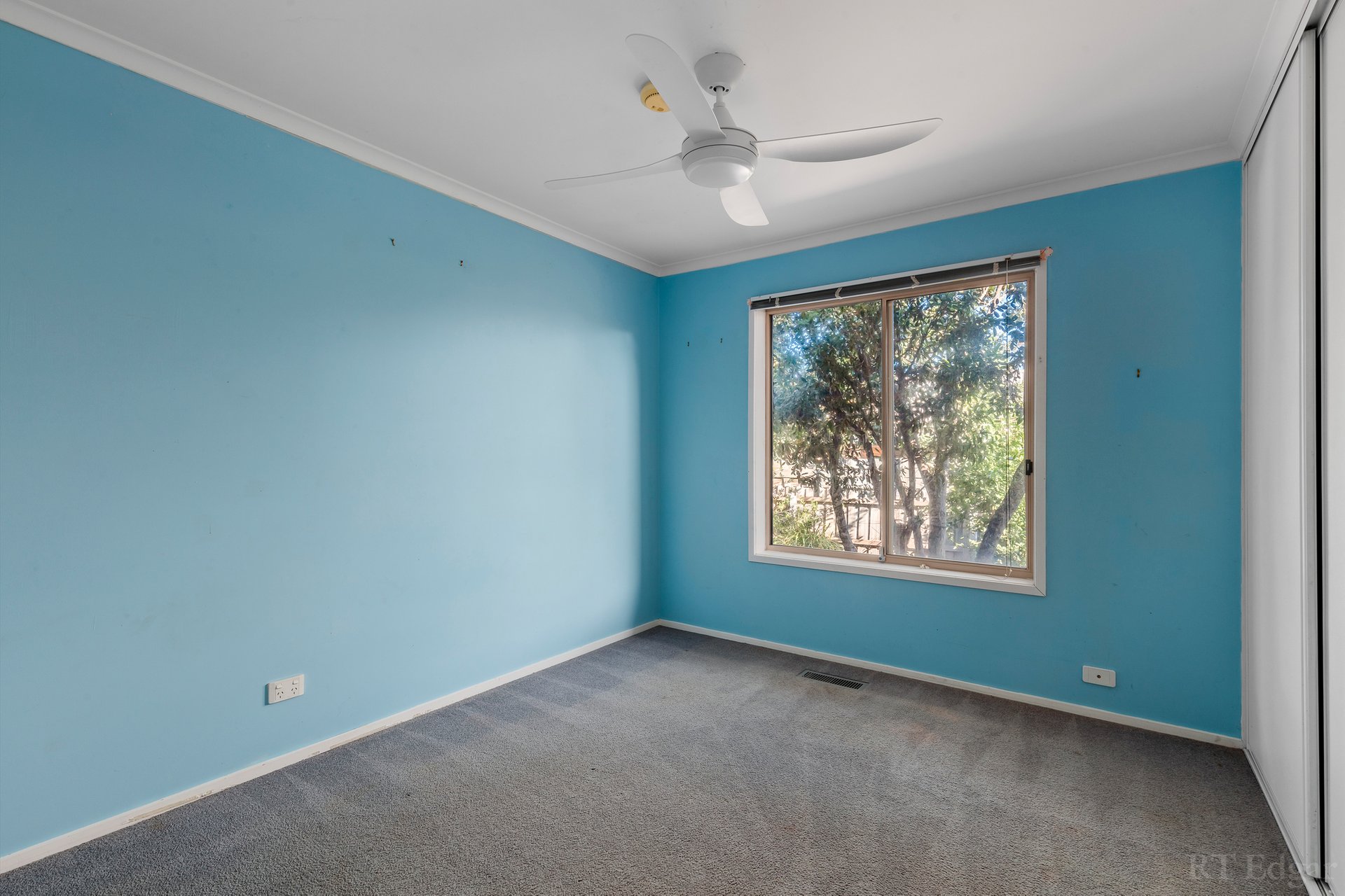 Property Gallery Thumbnail 8