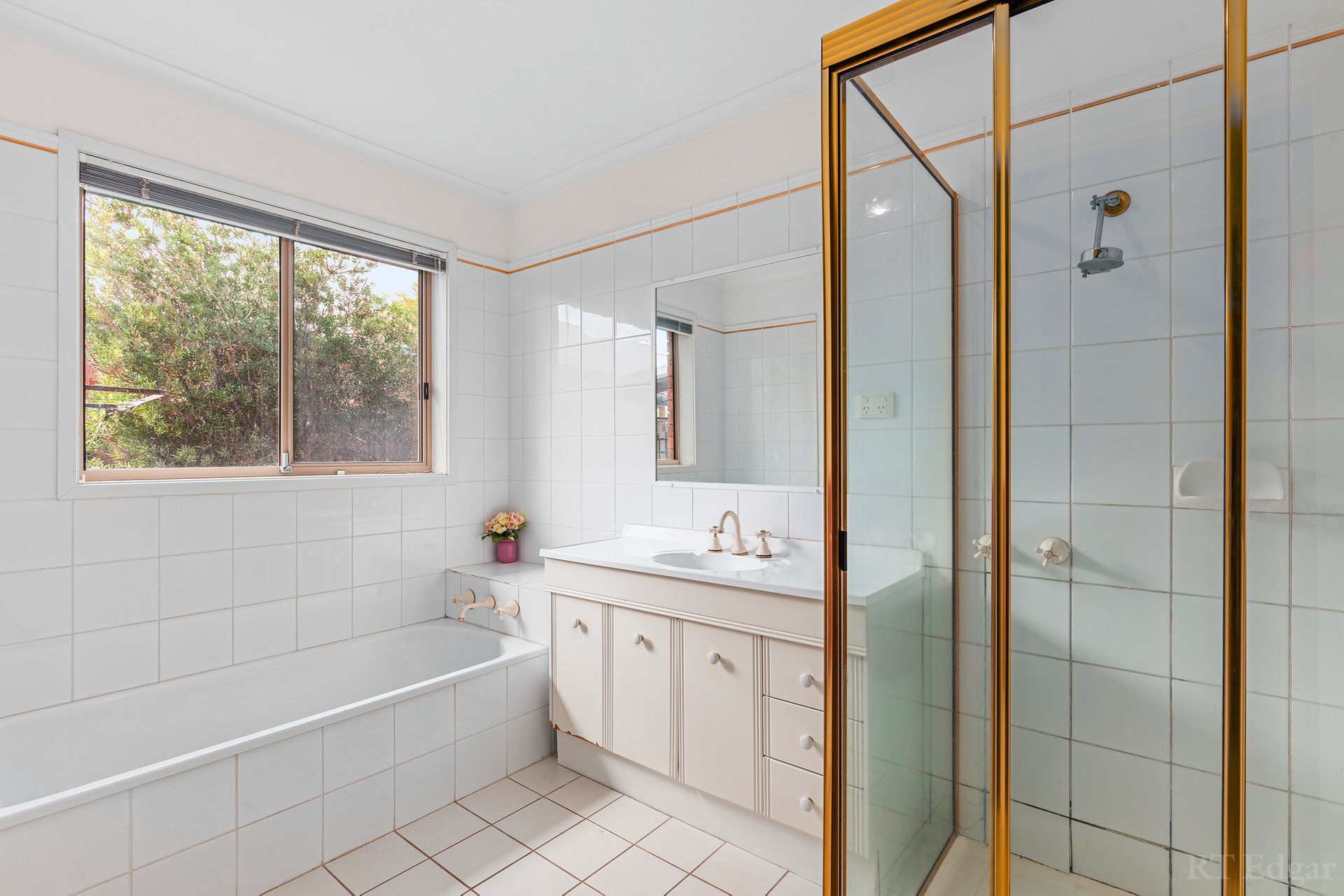 Property Gallery Thumbnail 10