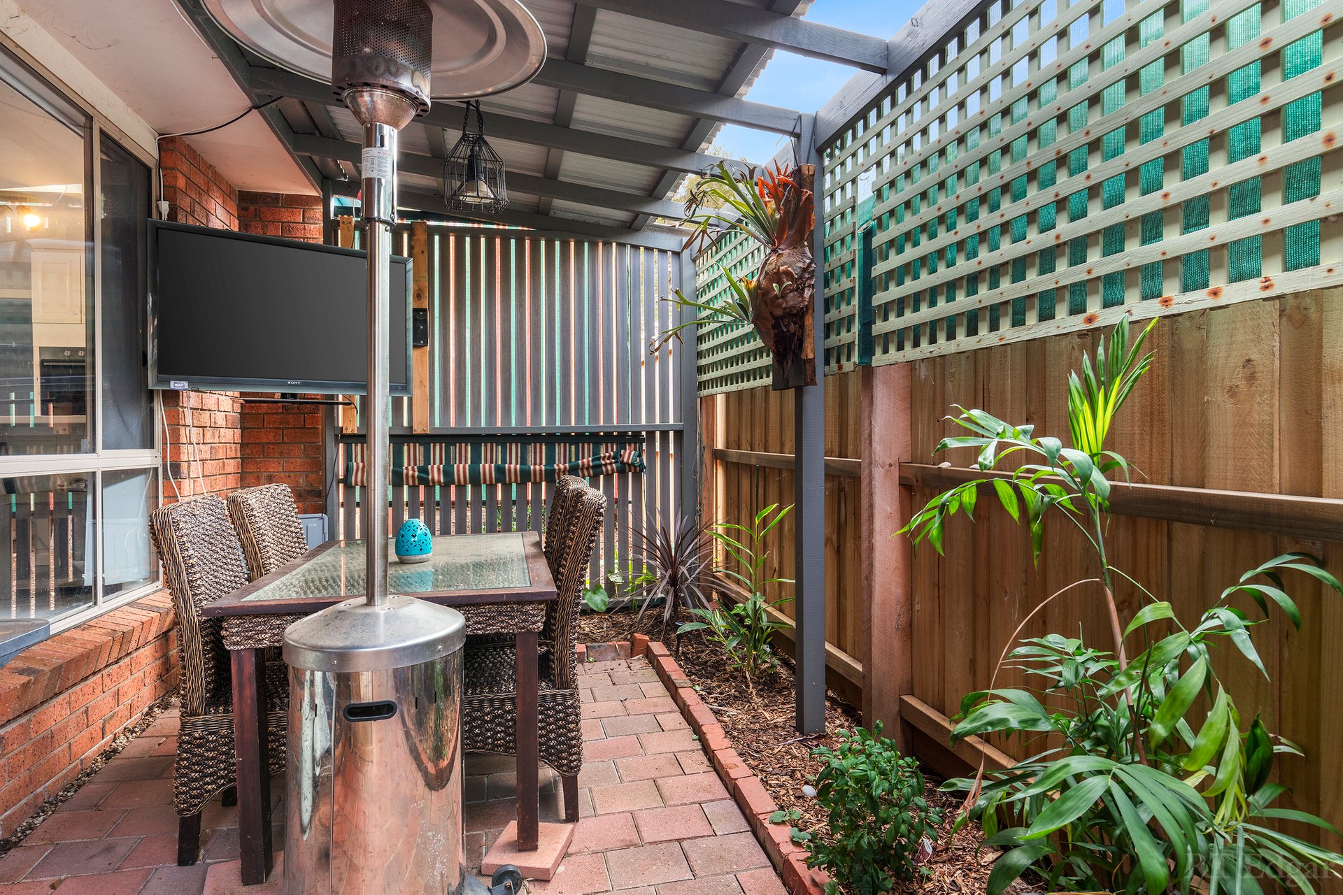 Property Gallery Thumbnail 11