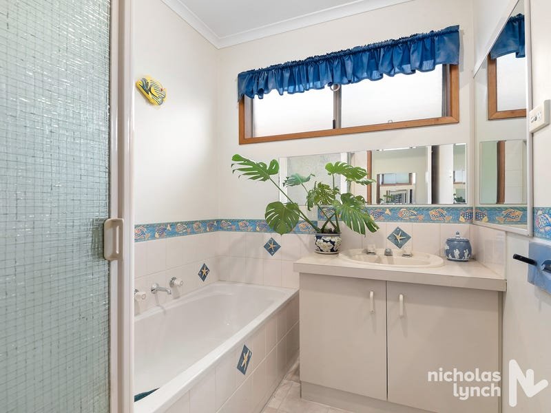 Property Gallery Thumbnail 8