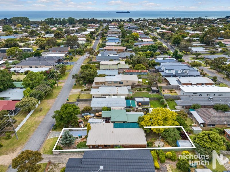 Property Gallery Thumbnail 11