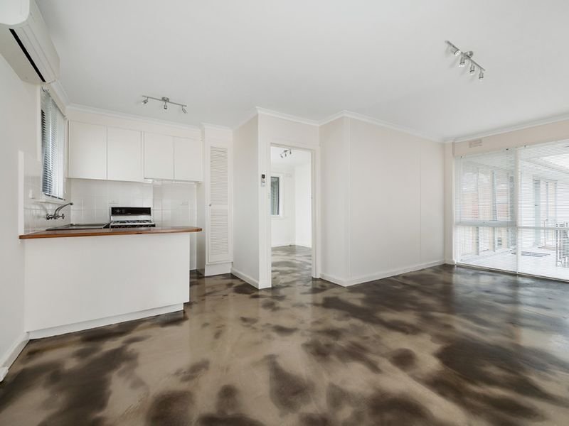 Property Gallery Thumbnail 3
