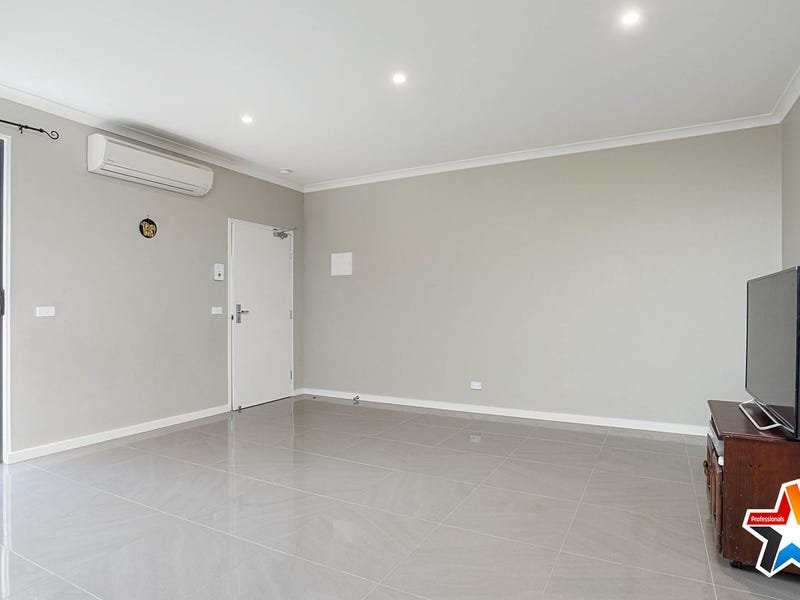 9/7 King Street, Bayswater image 4