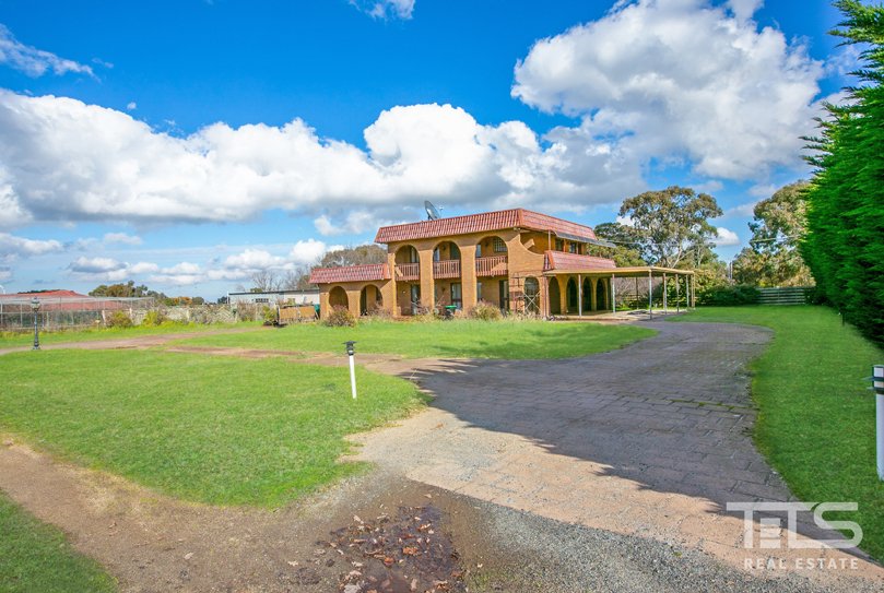 97 Main Road, Riddells Creek image 4