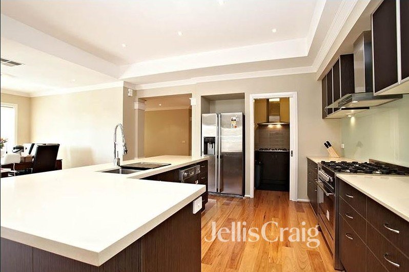 97 Malibu Boulevard, Point Cook image 3