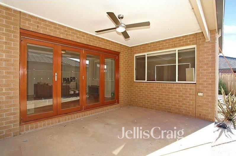 97 Malibu Boulevard, Point Cook image 6