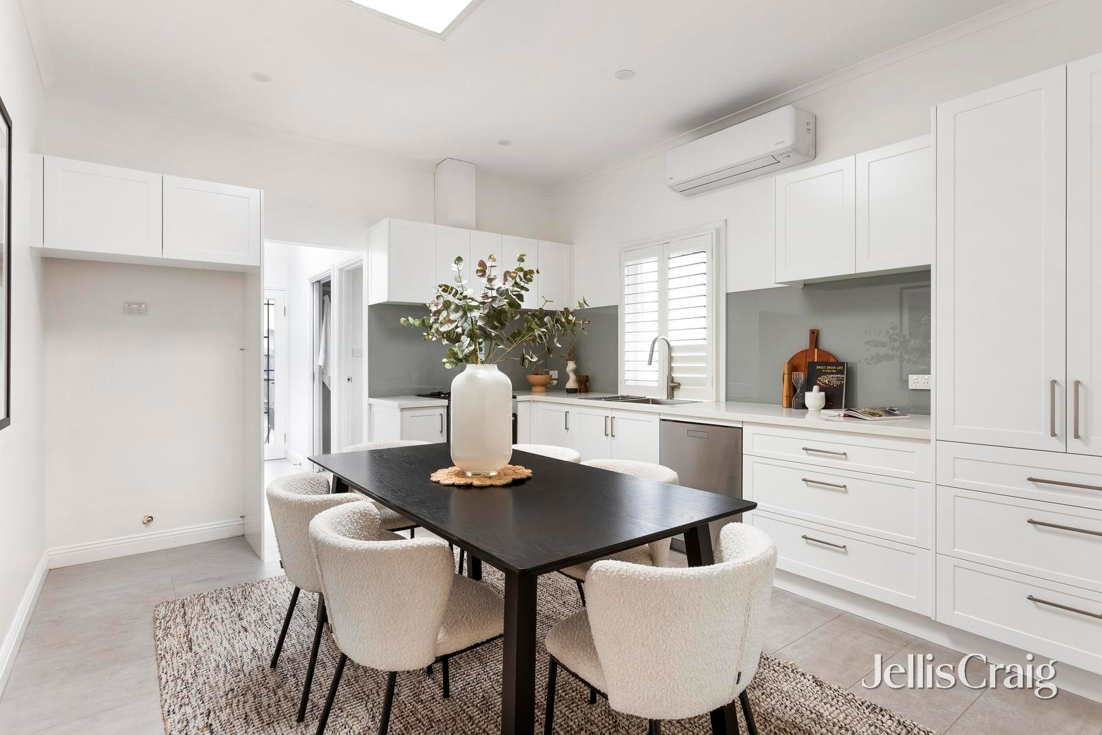 97 Merton Street, Albert Park image 7