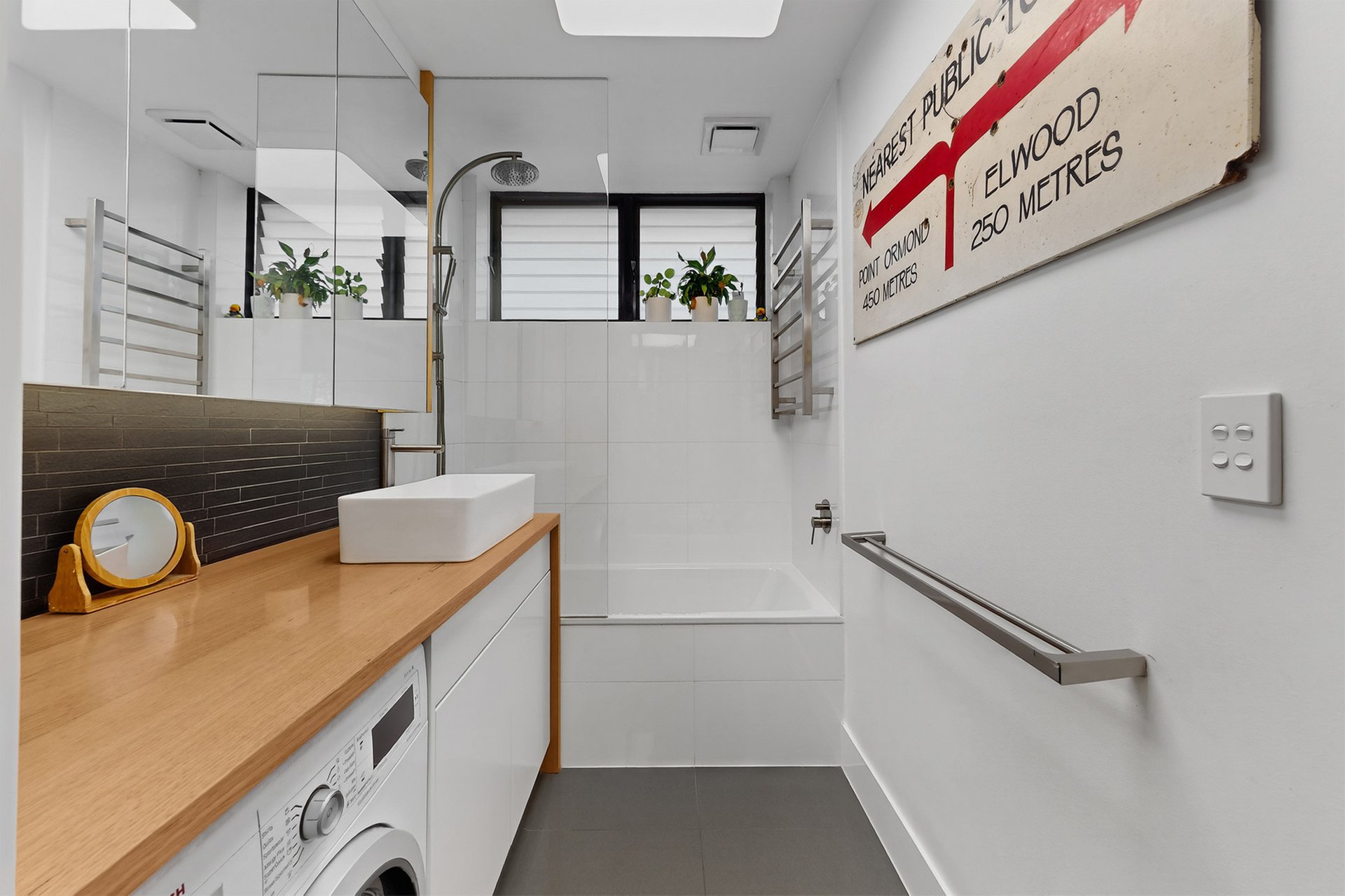 9/7 Milton Street, Elwood image 11